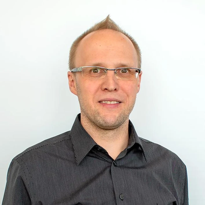 <p>Ústav fyzikální chemie J. Heyrovského </p>