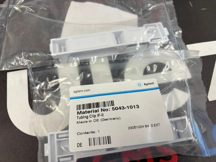 Agilent Klip na hadičky IF-II, kompatibilní s více systémy, 5043-1013 (Nové)