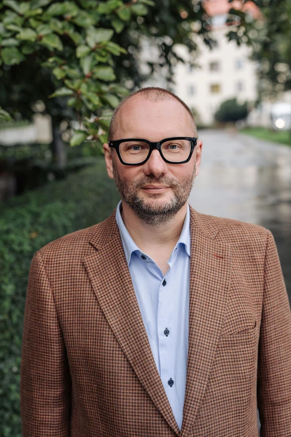 Experientia Foundation, Barbora Mráčková: Dr. Petr Cígler