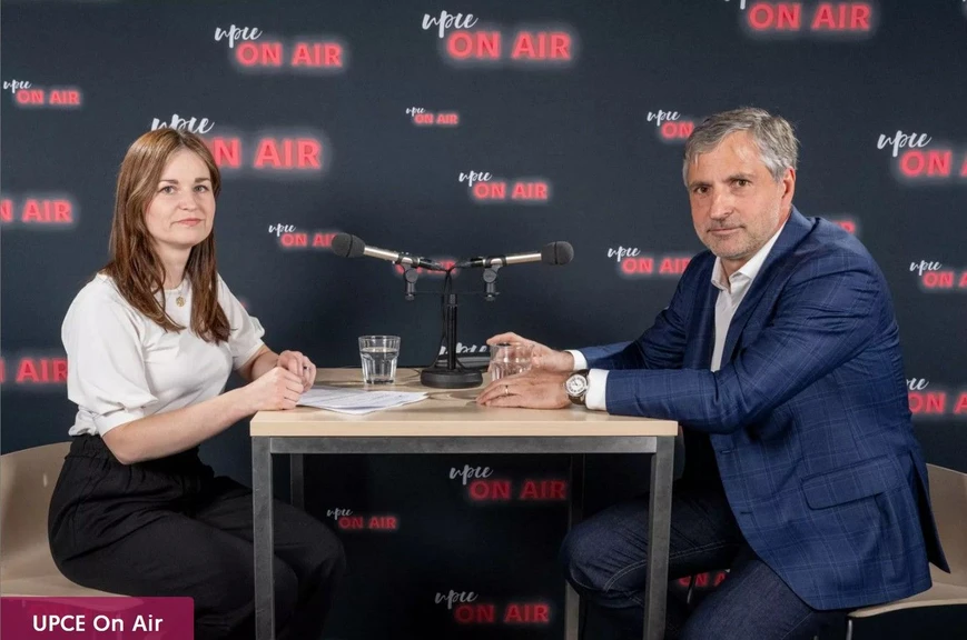 FCHT UPCE: UPCE On Air: Chemie je základem všeho, říká prezident Svazu chemického průmyslu Daniel Tamchyna