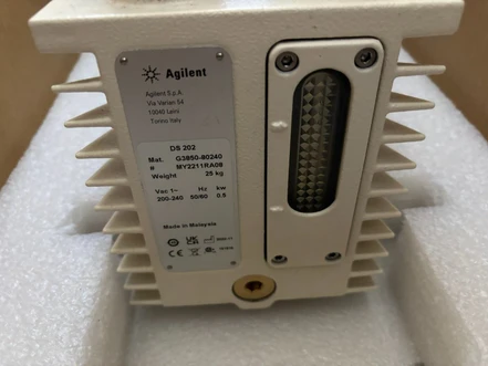 Agilent DS 202 Rough Vacuum pump, G3850-80240 (Refurbished)