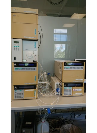 Hitachi LaChrom HPLC system (Refurbished)