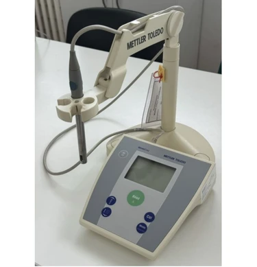 Mettler Toledo Conductometer SevenEasy S30 (Used)