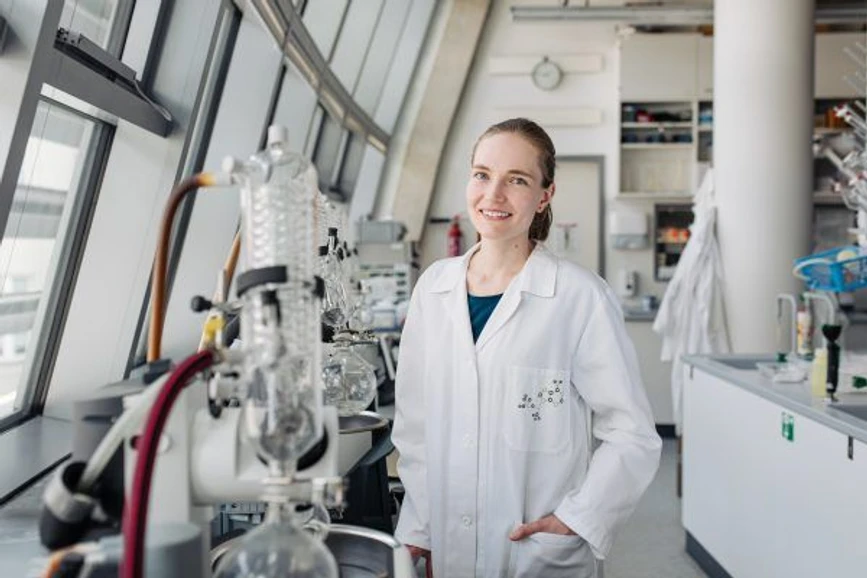 <p><strong>Nadace Experientia: </strong>Vyvíjíme nové strategie pro stavbu molekul</p>
