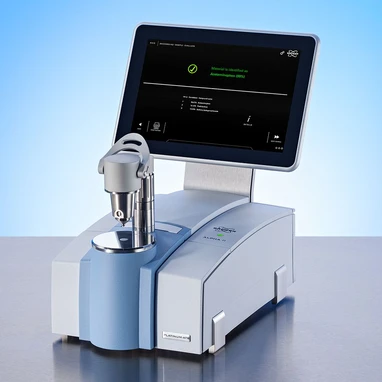 Bruker ALPHA II Infračervený spektrometr