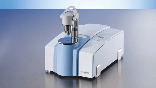 Bruker ALPHA II Infračervený spektrometr