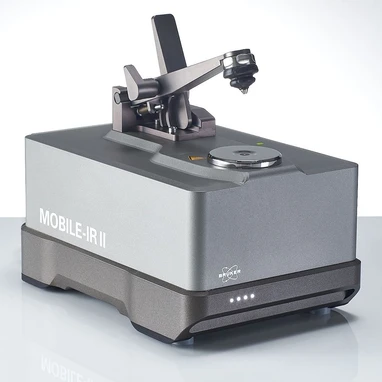 Bruker MOBILE-IR II mobilní infračervený spektrometr