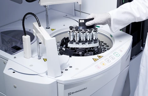 Shimadzu CLAM-2040 pro automatickou přípravu vzorků