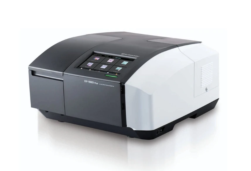 Shimadzu: Vysokorychlostní spektrální analýza vzorků měnících se v čase — pomocí ultravysokorychlostního skenu UV-1900i Plus: Obrázek 1. UV-1900i Plus.