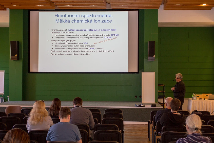 SSJMM: Biomedicínské aplikace SIFT-MS (P. Španěl)