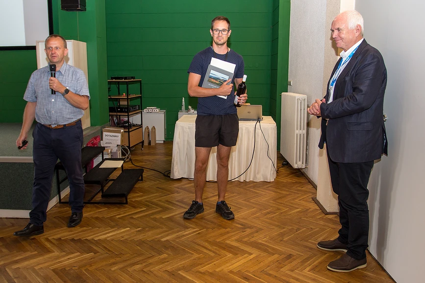 SSJMM: Předávaní cen za nejlepší přednášky sekce Mládí v před a nejlepší postery