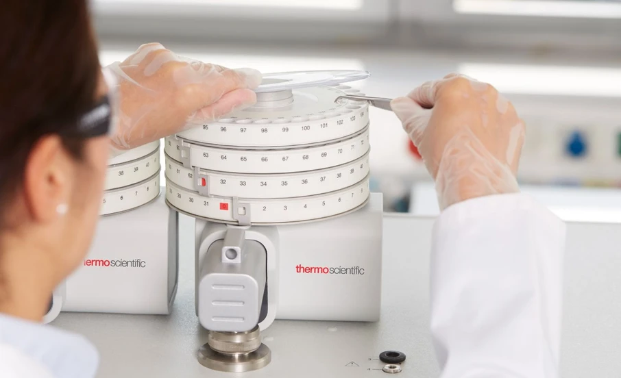 Thermo Scientific™ FlashSmart™ Elemental Analyzer NC/Soil