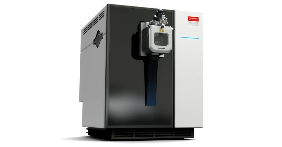 Thermo Scientific Orbitrap Excedion Pro Hmotností Spektrometry: Orbitrap Excedion Pro BioPharma MS s iontovým zdrojem OptaMax Plus.