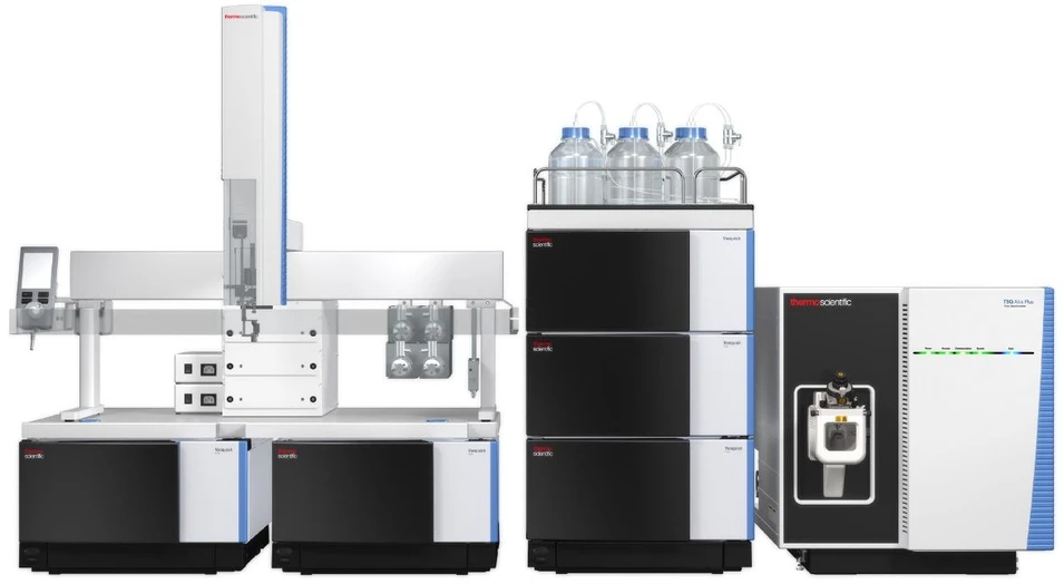Thermo Scientific™ Transcend™ Multichannel UHPLC Systems: Transcend TLX-2 system with a TSQ Altis Plus triple quadrupole mass spectrometer.