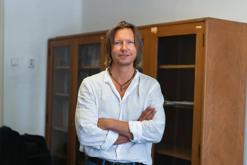 <ul>
<li><strong>Photo:</strong> VŠCHT: Život je výborný model pro šachy - Alexandr Malijevský</li>
</ul>