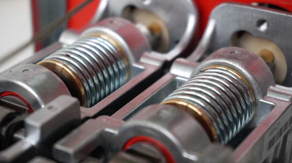 Watrex: Picture 1: Pistons in the P102 pump