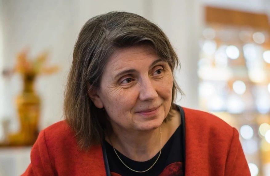 <p>Vědavýzkum.cz: Rut Bízková: Dělá se revoluce zvnitřku, ne zvnějšku</p>
