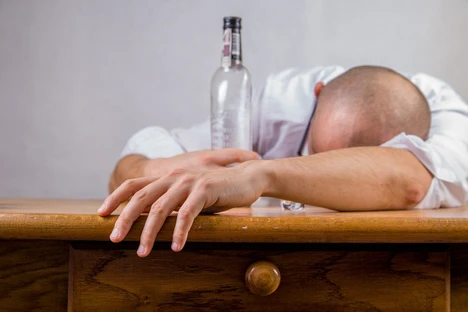 Chemie nebezpečného alkoholového opojení