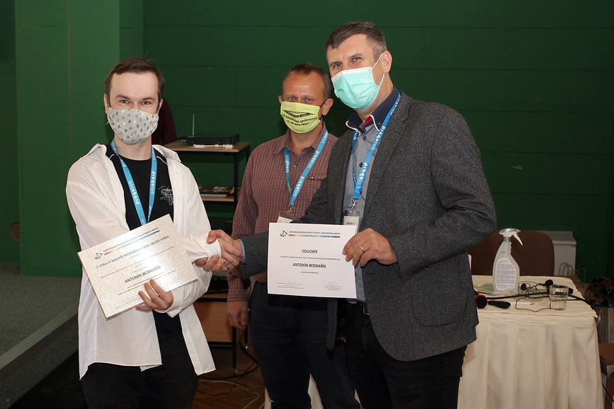 SSJMM: Předávání 1. ceny za nejlepší přednášku v sekci mládí vpřed - Antonín Bednařík
