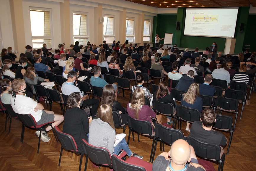 SSJMM: Přednáška T. Korba, F. Laštovička -  50 let inovací SCIEXu - nový Triple Quad 7500 a Echo MS s akustickým vypuzováním kapek –citlivost, rychlost a robustnost v praxi