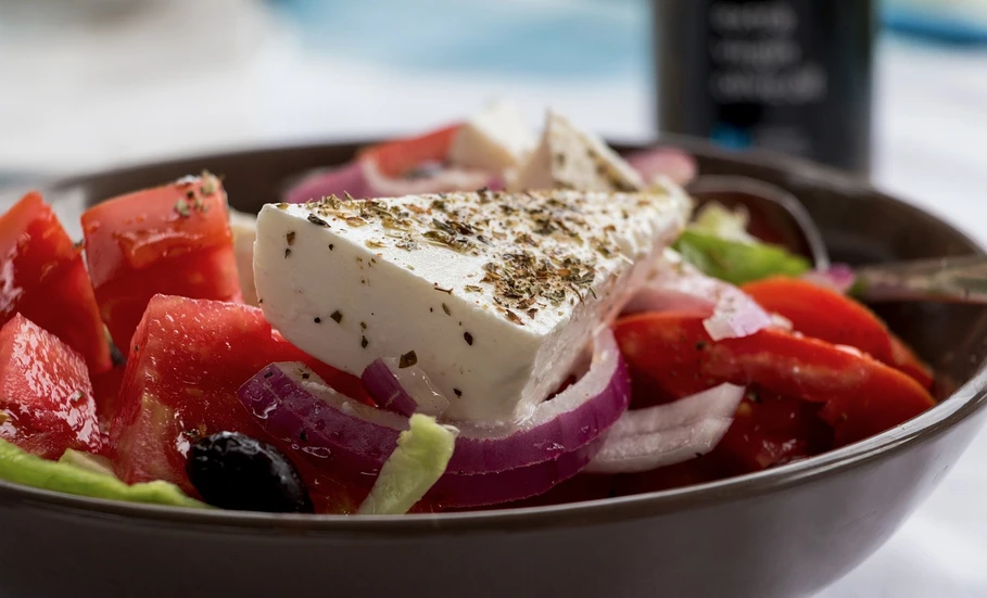 Pixabay/Lukas Bieri: An integrated untargeted protein-based workflow for rapid detection of PDO feta cheese adulteration