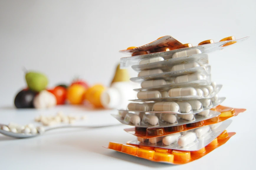<p>Pixabay/Mizianitka: Farmaceutické analýzy - přehled aplikačního použití GC a GCMS systémů 2019-2020</p>