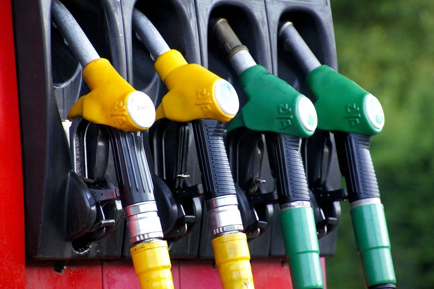Pixabay/IADE-Michoko: GC/MS Analysis of Aromatics in Gasoline using ASTM D5769: Set-up, Optimization, and Automated Reporting