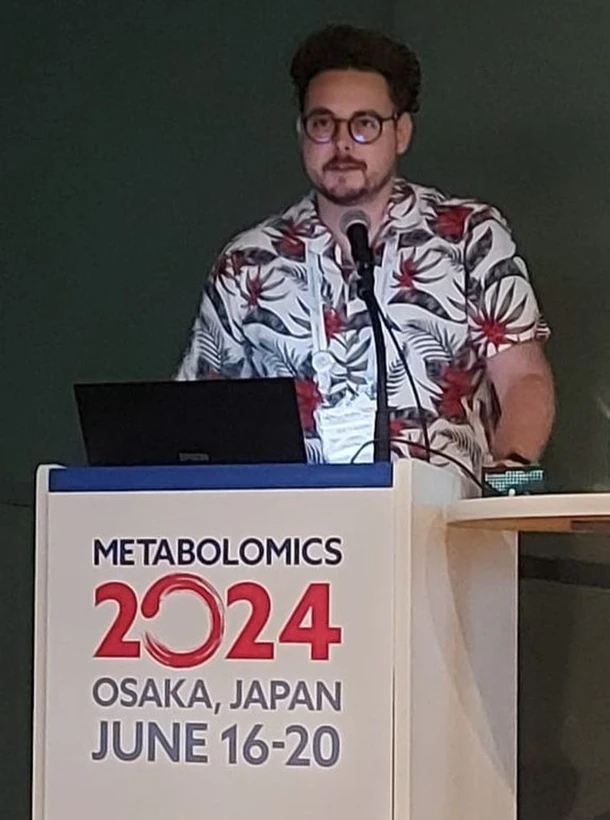 Avanti Research/Aleš Kvasnička: Můj projev na konferenci Metabolomics 2024, za který jsem obdržel cenu Avanti Polar Lipids Travel Award.