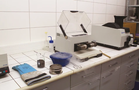 Stanovení Polycyklických aromatických uhlovodíků (PAH/PAU) v asfaltových směsích