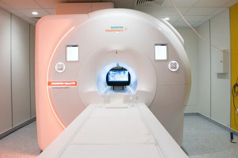 A birthday gift for the brain imaging laboratory at CEITEC