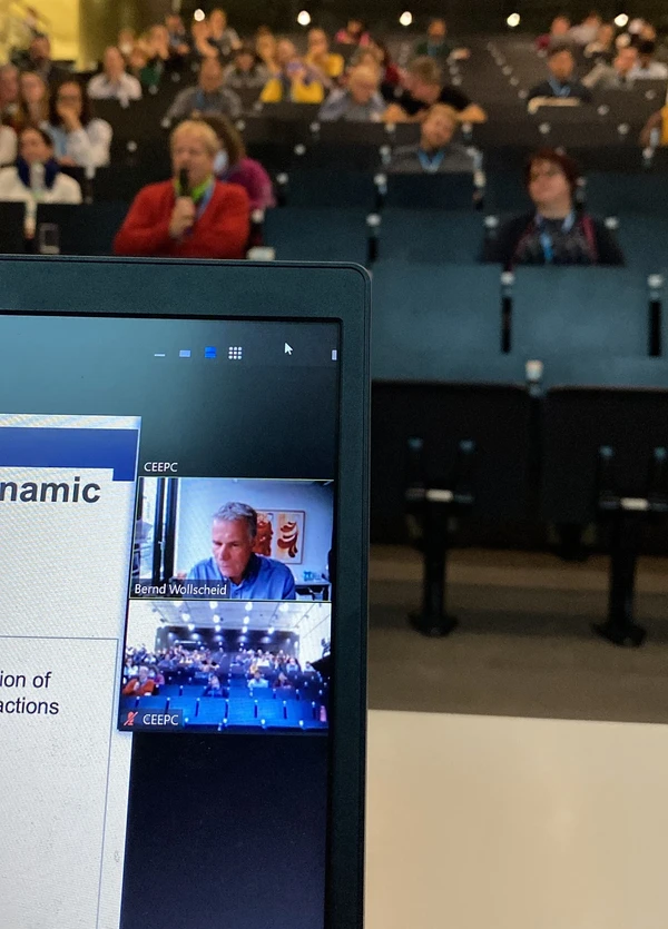 CSMS: Conference CEEPC/IPM/CMSC 2022: Light-mediated discovery of surfaceome nanoscale organization and inter-cellular receptor interaction networks (Bernd Wollscheid)