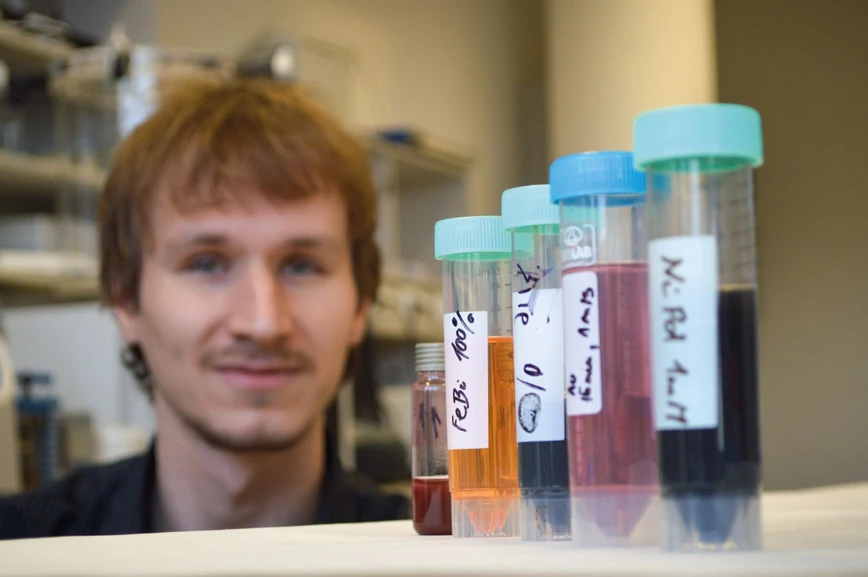 CXI TUL: Ondřej Havelka: Laser může zbavit chemii kádinek i zažitých představ