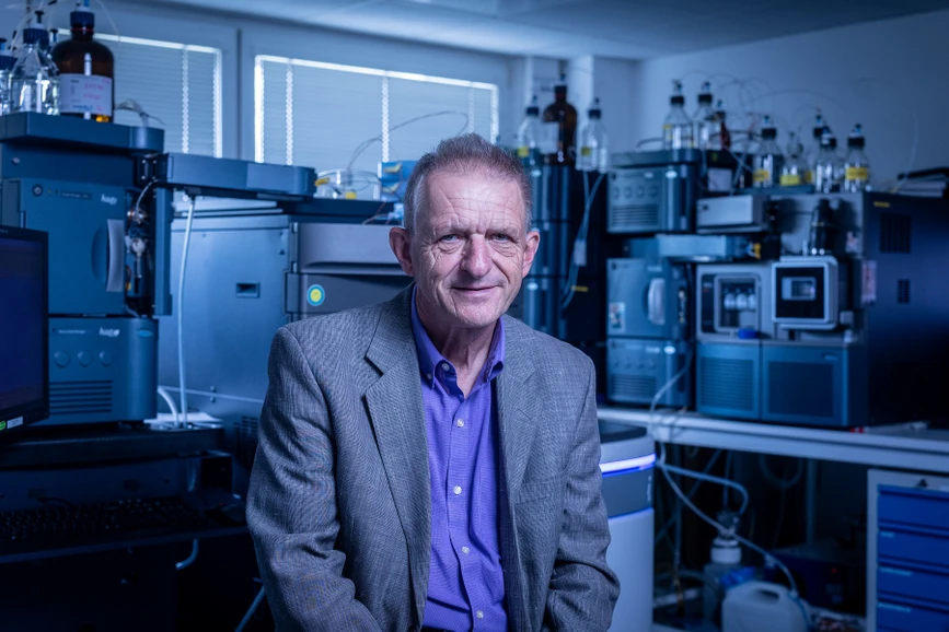 Forum UK/Hynek Glos: profesor Petr Solich z katedry analytické chemie FaF UK