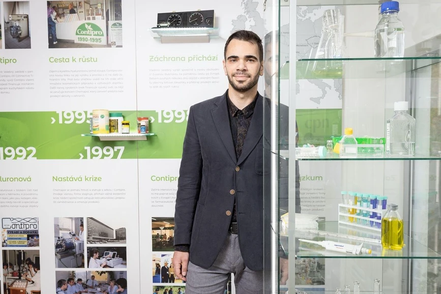 Forum: magazín Univerzity Karlovy/Michal Novotný: Společná cesta k patentu: Jak UK a Contipro tvoří inovace