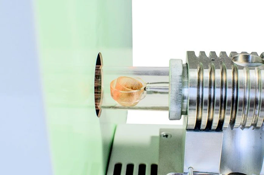 LABTECH: LTX UNIQUE - Zavádění vzorku a měření
