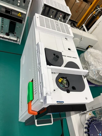Agilent Intuvo 9000 GC System, S/SL Inlet, FID, AUX, G3950A (Refurbished)