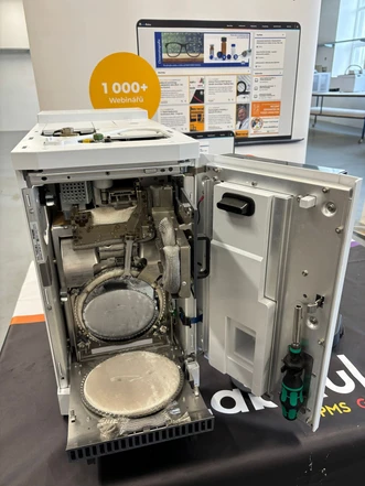 Agilent Intuvo 9000 GC System, S/SL, FID, G3950A (Refurbished)