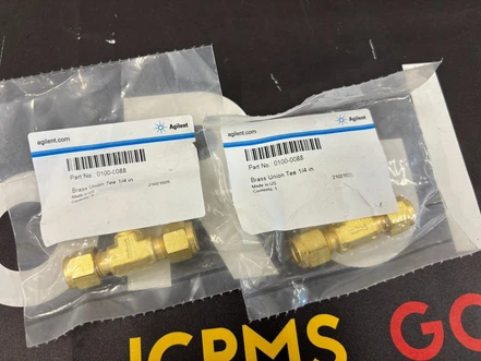 Agilent Tee, 1/4 in, brass, 0100-0088 (New)
