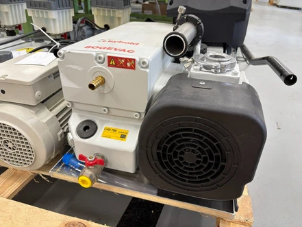 Leybold Sogevac SV 120 BIFC vacuum pump, 960563V3002 (Tested)