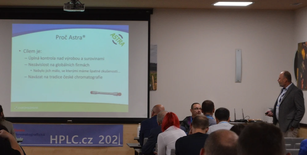 Nové/unikátní LC kolony z dílny Chromservis (L. Vlk, Chromservis)