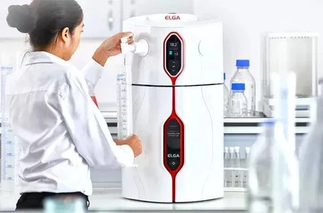 ELGA PURELAB CHORUS 1 Complete Systém na přípravu ultračisté vody z předupravené vody.