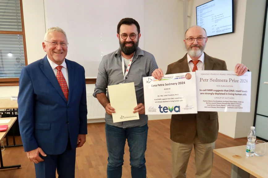 <p>SSJMM: Cena Petra Sedmery za rok 2024 pro doc. Mgr. Lukáše Trantírka, Ph.D. (CEITEC, Masarykova univerzita Brno)</p>
