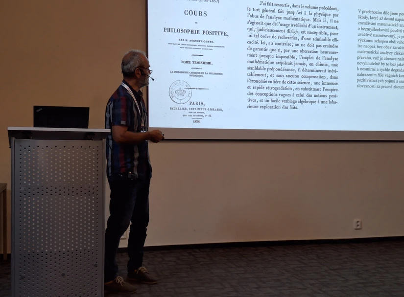 SSJMM: Hmotnostní spektrometrie – ideální příležitost pro kombinaci experimentu a teorie (Miroslav Polášek)