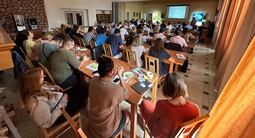 Den uživatelů Shimadzu 2025 (Program a Registrace)
