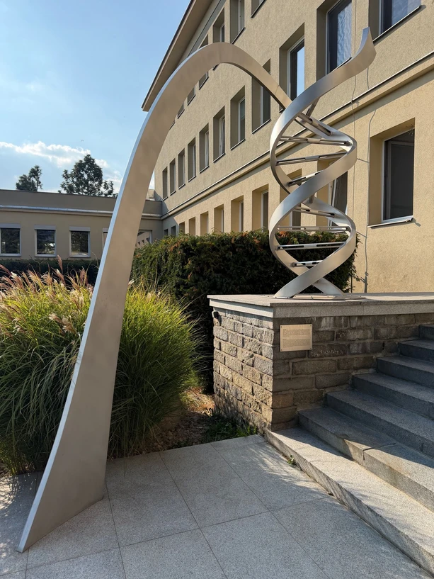 Shimadzu: Institute of Biophysics of the Czech Academy of Sciences