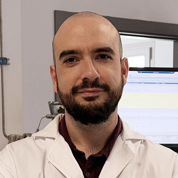 Shimadzu: Víctor Cutillas (European Union Reference Laboratory for Pesticide Residues in Fruit & Vegetables, University of Almería)