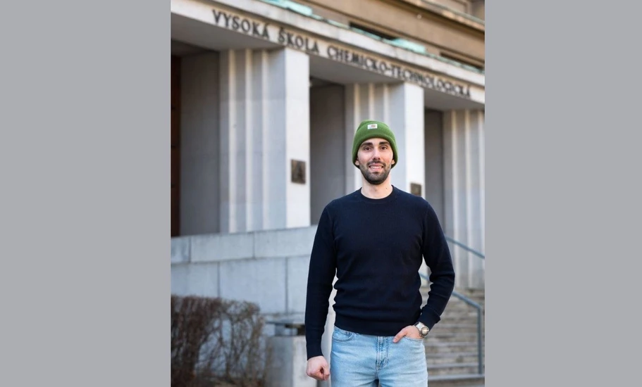 <p><strong>UCT Prague: </strong>Francesco Mazzeo in collaboration triangle: UCT Prague, Politecnico di Torino and Eaton</p>