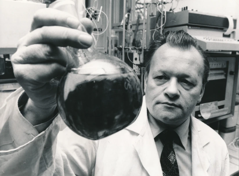 ÚOCHB/Archiv ÚOCHB: Antonín Holý 90: vědecký odkaz, který stále mění svět i českou vědu: Antonín Holý v Praze, 1986.