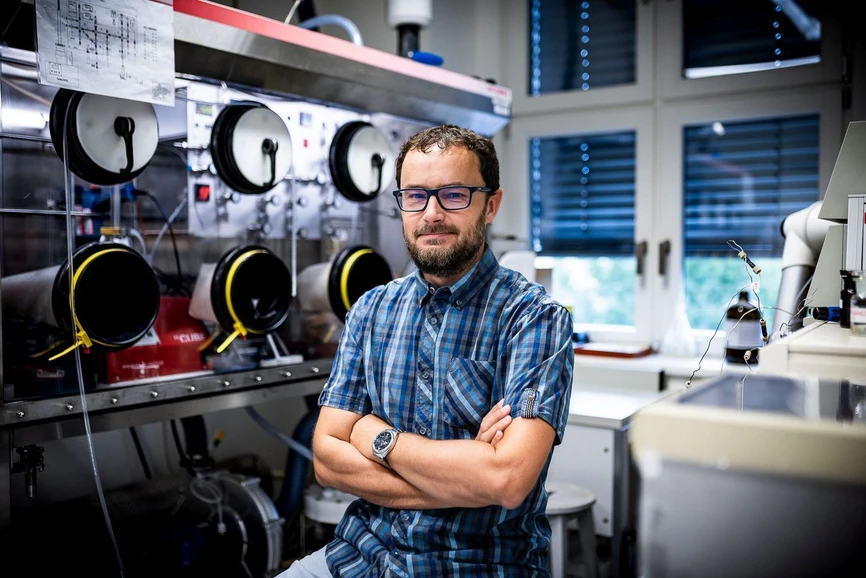 IOCB Prague / Tomáš Belloň: Dr. Aleš Marek, head of the Synthesis of Radiolabeled Compounds group at IOCB Prague