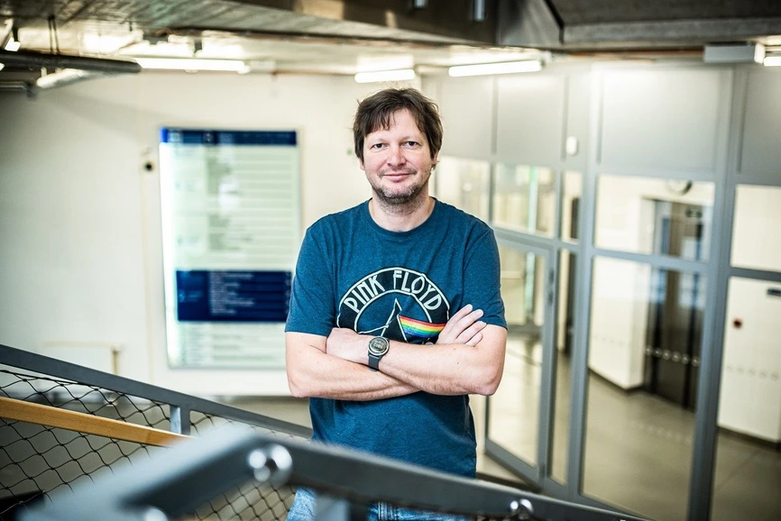 IOCB Prague / Tomáš Belloň: Dr. Evžen Bouřa, head of the Structural Membrane Biology group at IOCB Prague.